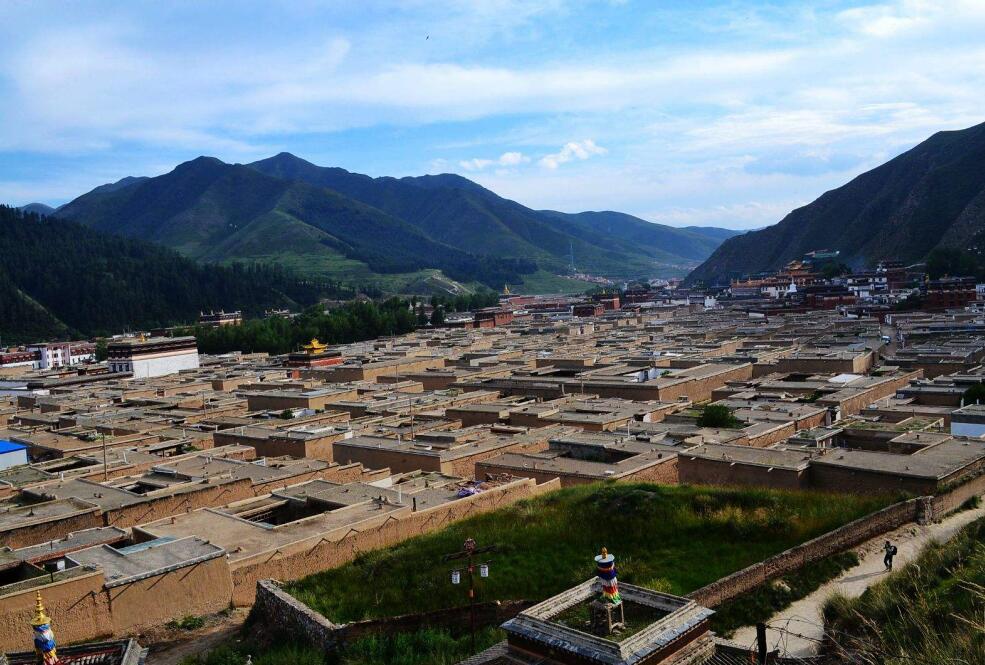 Monlam Festival in Labrang Monastery